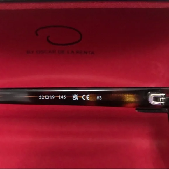 Oscar de la Renta 52mm Square Sunglasses